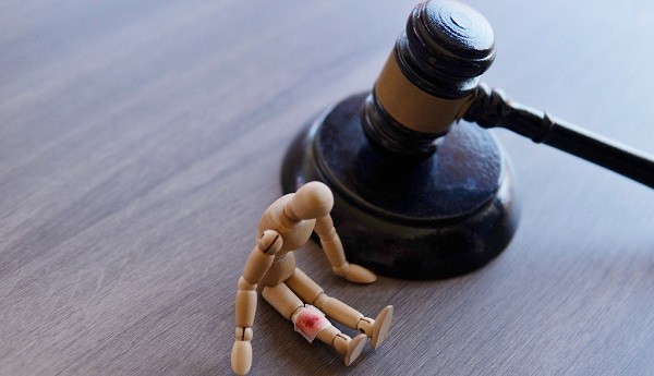 personal injury lawyer