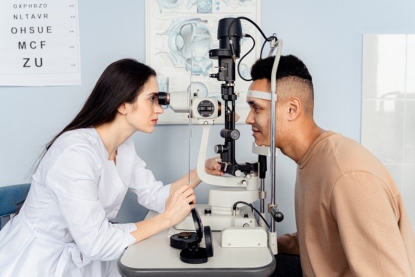 eye screening clinic